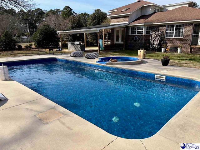 109 KINGFISHER, Florence, SC 29501