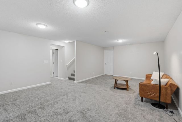 1012 E Winding Lane, Derby, KS 67037
