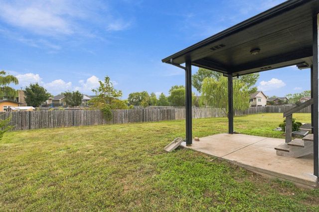 1012 E Winding Lane, Derby, KS 67037