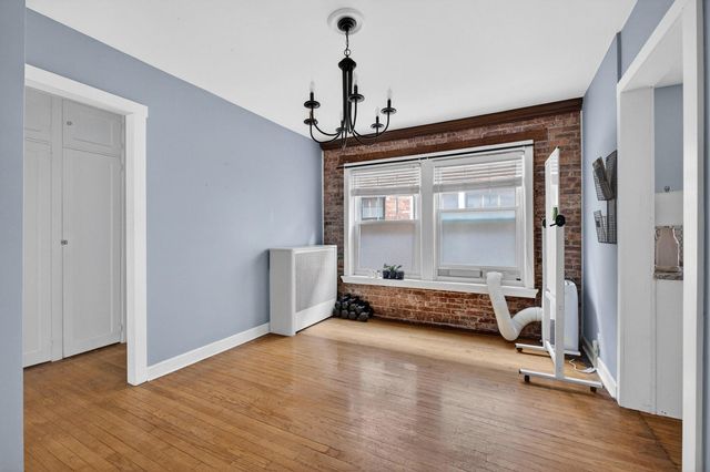 2512 Harrison Street K2, Davenport, IA 52803