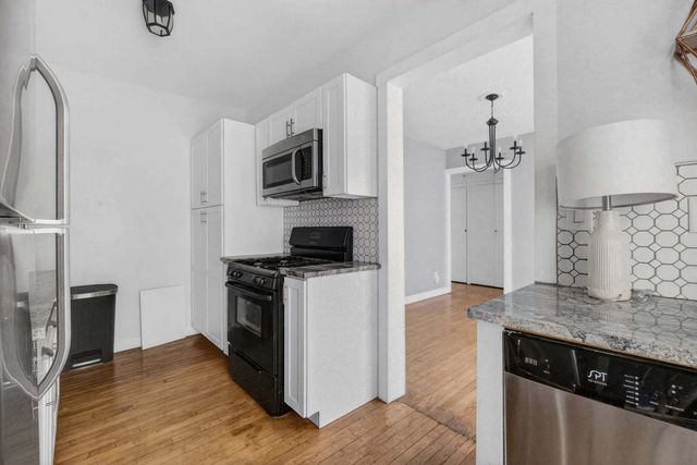 2512 Harrison Street K2, Davenport, IA 52803