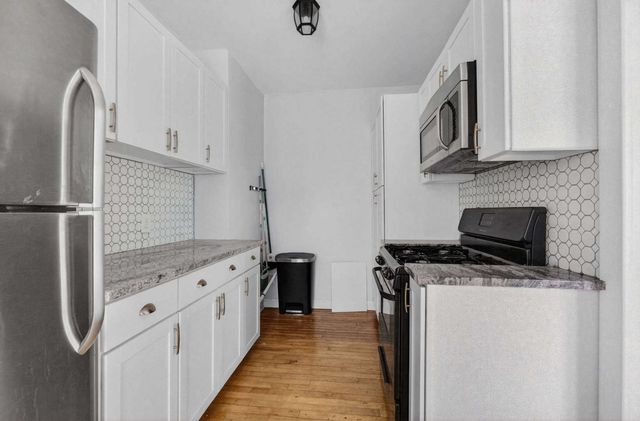 2512 Harrison Street K2, Davenport, IA 52803