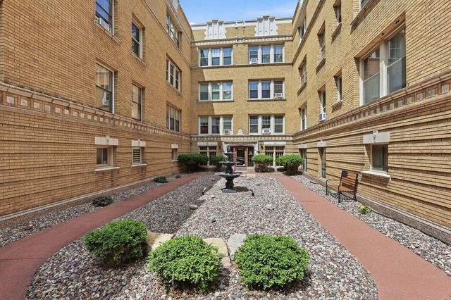 2512 Harrison Street K2, Davenport, IA 52803