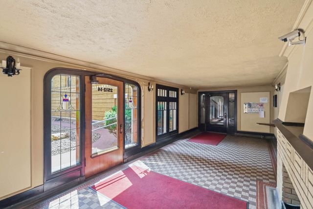 2512 Harrison Street K2, Davenport, IA 52803
