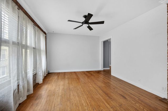 2512 Harrison Street K2, Davenport, IA 52803