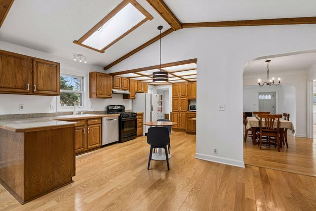 1311 Idaho Avenue W, Saint Paul, MN 55108