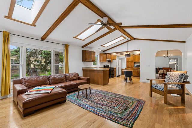 1311 Idaho Avenue W, Saint Paul, MN 55108