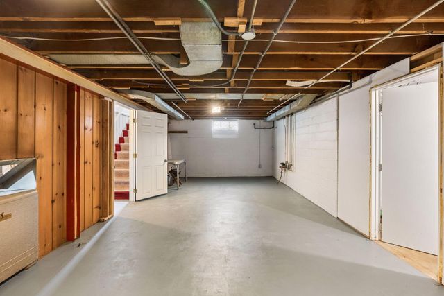 1311 Idaho Avenue W, Saint Paul, MN 55108
