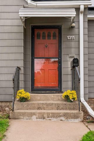 1311 Idaho Avenue W, Saint Paul, MN 55108