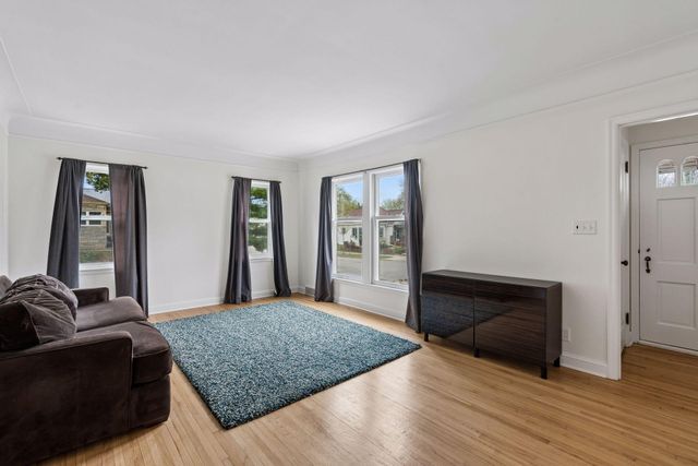 1311 Idaho Avenue W, Saint Paul, MN 55108