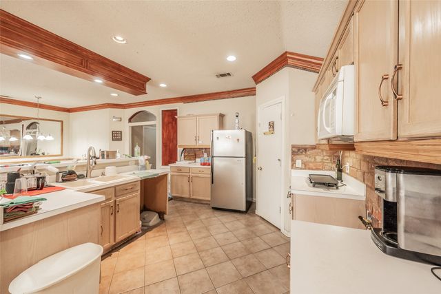 105 Pheasant Lane, Seagoville, TX 75159