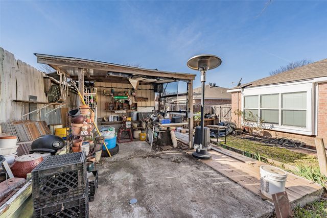 105 Pheasant Lane, Seagoville, TX 75159