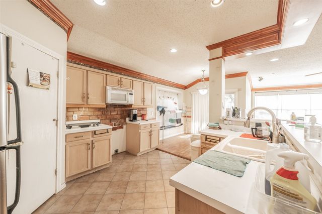 105 Pheasant Lane, Seagoville, TX 75159