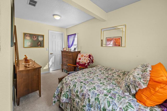 2106 Albany Street, Lafayette, IN 47904