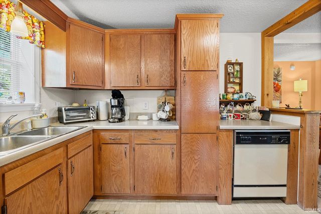 2106 Albany Street, Lafayette, IN 47904