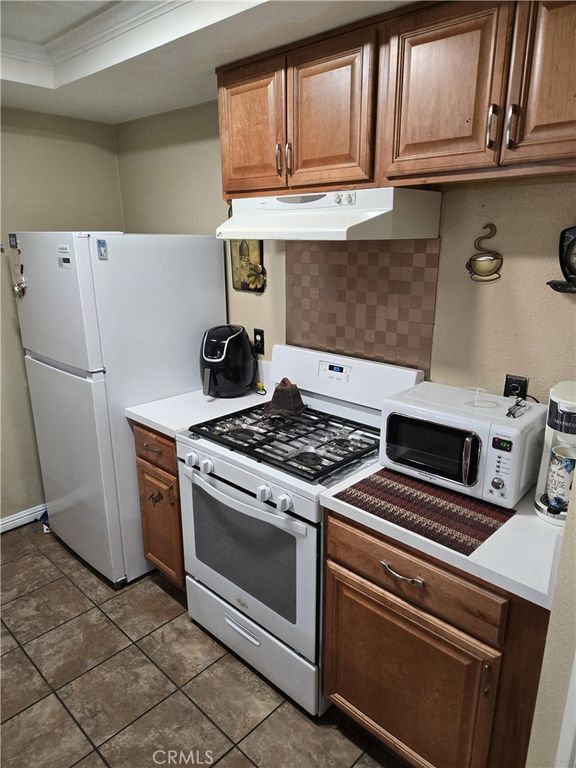 16377 Lakeshore Drive #5C, Lake Elsinore, CA 92530 — photo 4