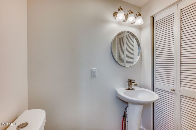 1877 Powder Branch Road, Johnson City, TN 37601