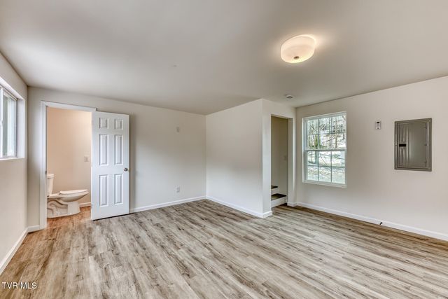 1877 Powder Branch Road, Johnson City, TN 37601