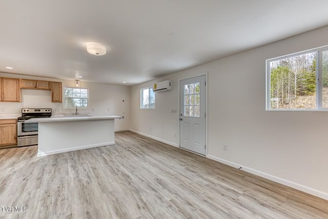 1877 Powder Branch Road, Johnson City, TN 37601