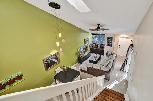 2016 Winners Circle, North Lauderdale, FL 33068