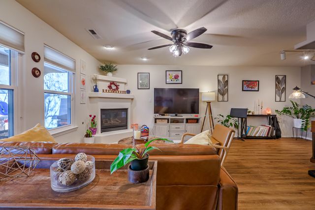 5101 Mirador Drive NW, Albuquerque, NM 87120