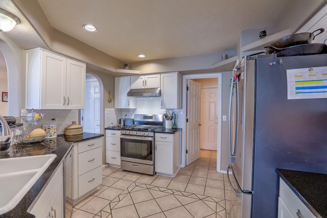 5101 Mirador Drive NW, Albuquerque, NM 87120