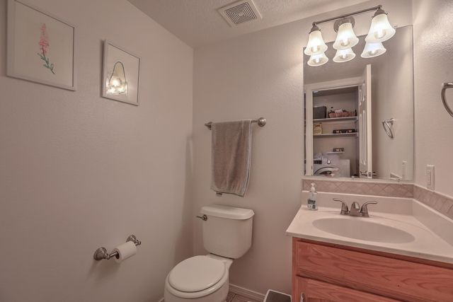 5101 Mirador Drive NW, Albuquerque, NM 87120