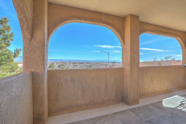 5101 Mirador Drive NW, Albuquerque, NM 87120