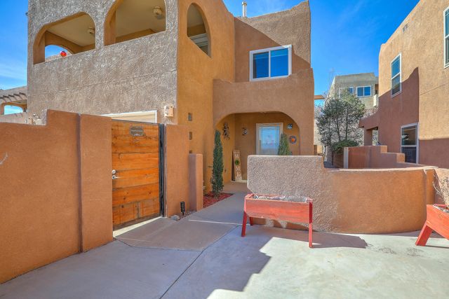 5101 Mirador Drive NW, Albuquerque, NM 87120