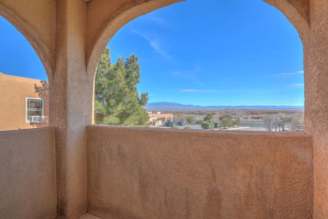 5101 Mirador Drive NW, Albuquerque, NM 87120