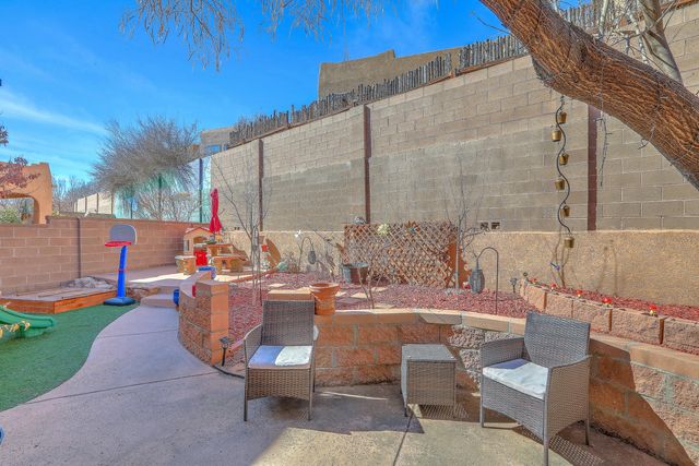 5101 Mirador Drive NW, Albuquerque, NM 87120
