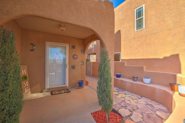 5101 Mirador Drive NW, Albuquerque, NM 87120