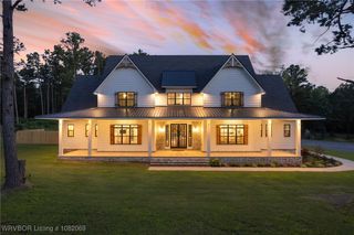 23755 W Sluggo Drive, Poteau, OK 74953