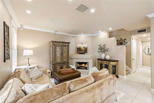 62 Dovetail, Irvine, CA 92603