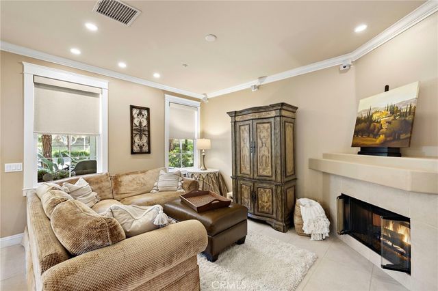 62 Dovetail, Irvine, CA 92603