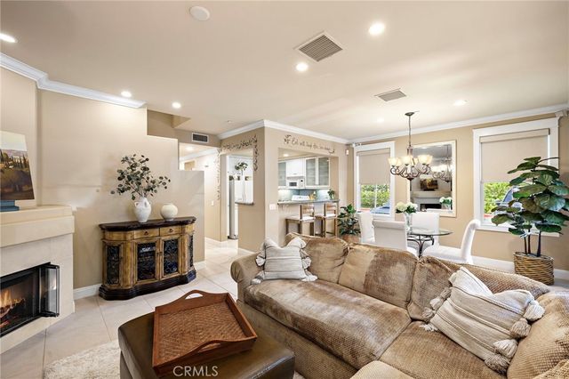 62 Dovetail, Irvine, CA 92603