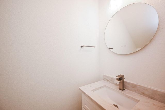 3839 Noah Street B, Houston, TX 77021