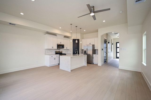 3839 Noah Street B, Houston, TX 77021