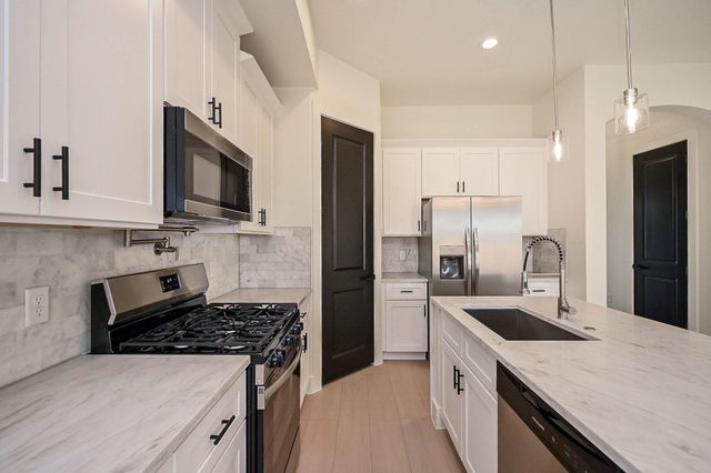 3839 Noah Street B, Houston, TX 77021