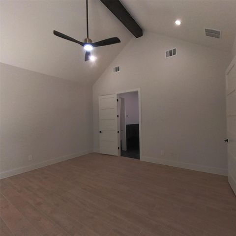 521 Glenwick Drive, Desoto, TX 75115