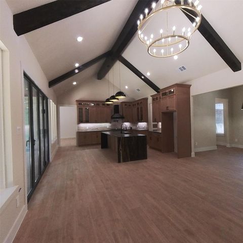 521 Glenwick Drive, Desoto, TX 75115