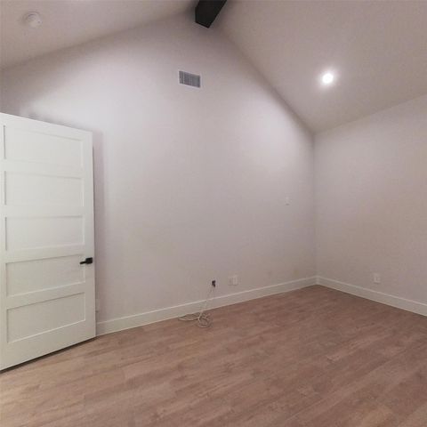 521 Glenwick Drive, Desoto, TX 75115