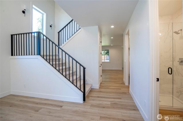 2746 Sunset Court, Steilacoom, WA 98388