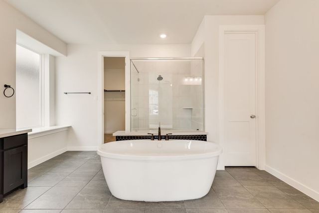 214 Landon Trail, Fate, TX 75189