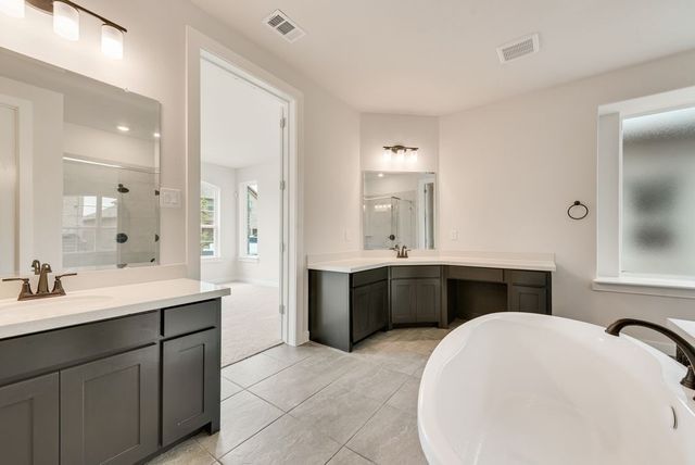 214 Landon Trail, Fate, TX 75189