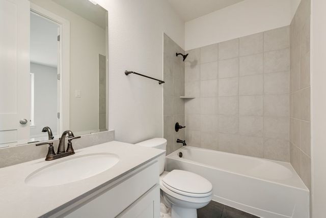 214 Landon Trail, Fate, TX 75189