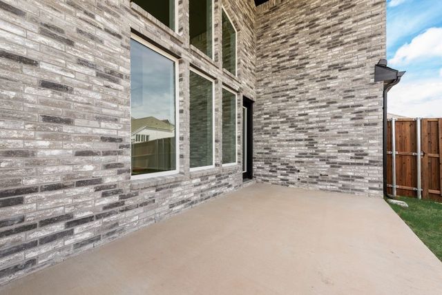 214 Landon Trail, Fate, TX 75189