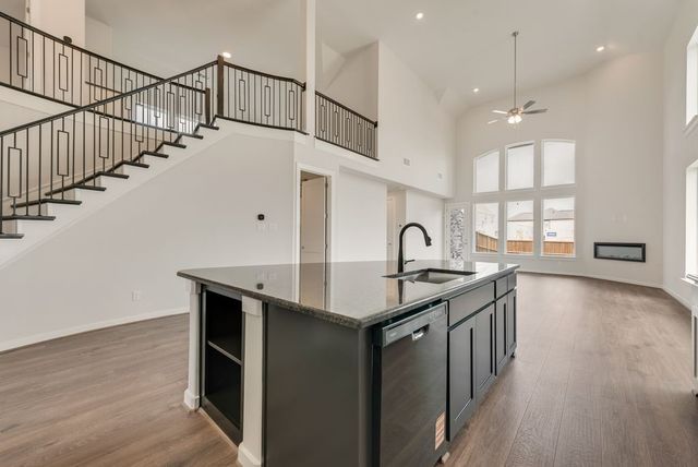 214 Landon Trail, Fate, TX 75189