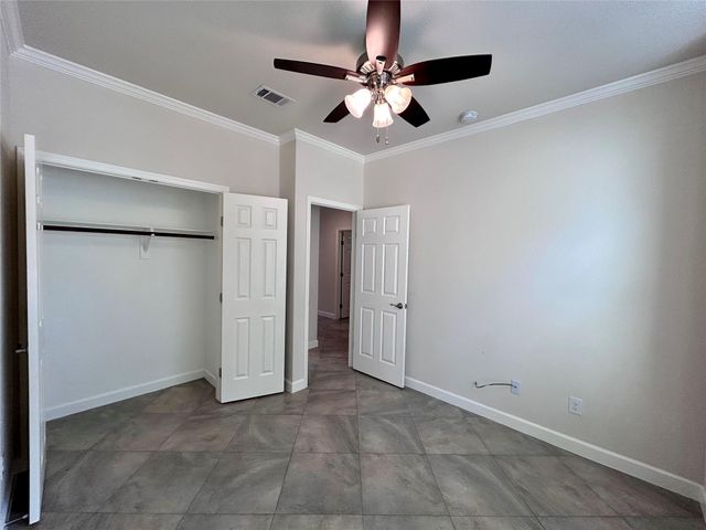 7307 Bar K Ranch RD B, Lago Vista, TX 78645