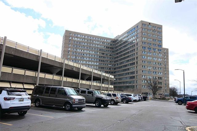 8900 E Jefferson Avenue 1418 1419, Detroit, MI 48214